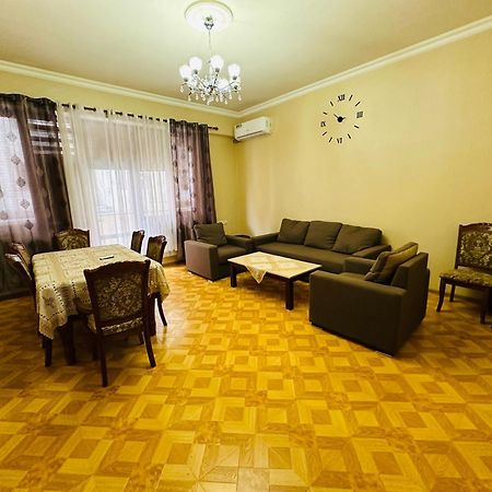 Sakharov Residence, Small Center Ереван Екстериор снимка