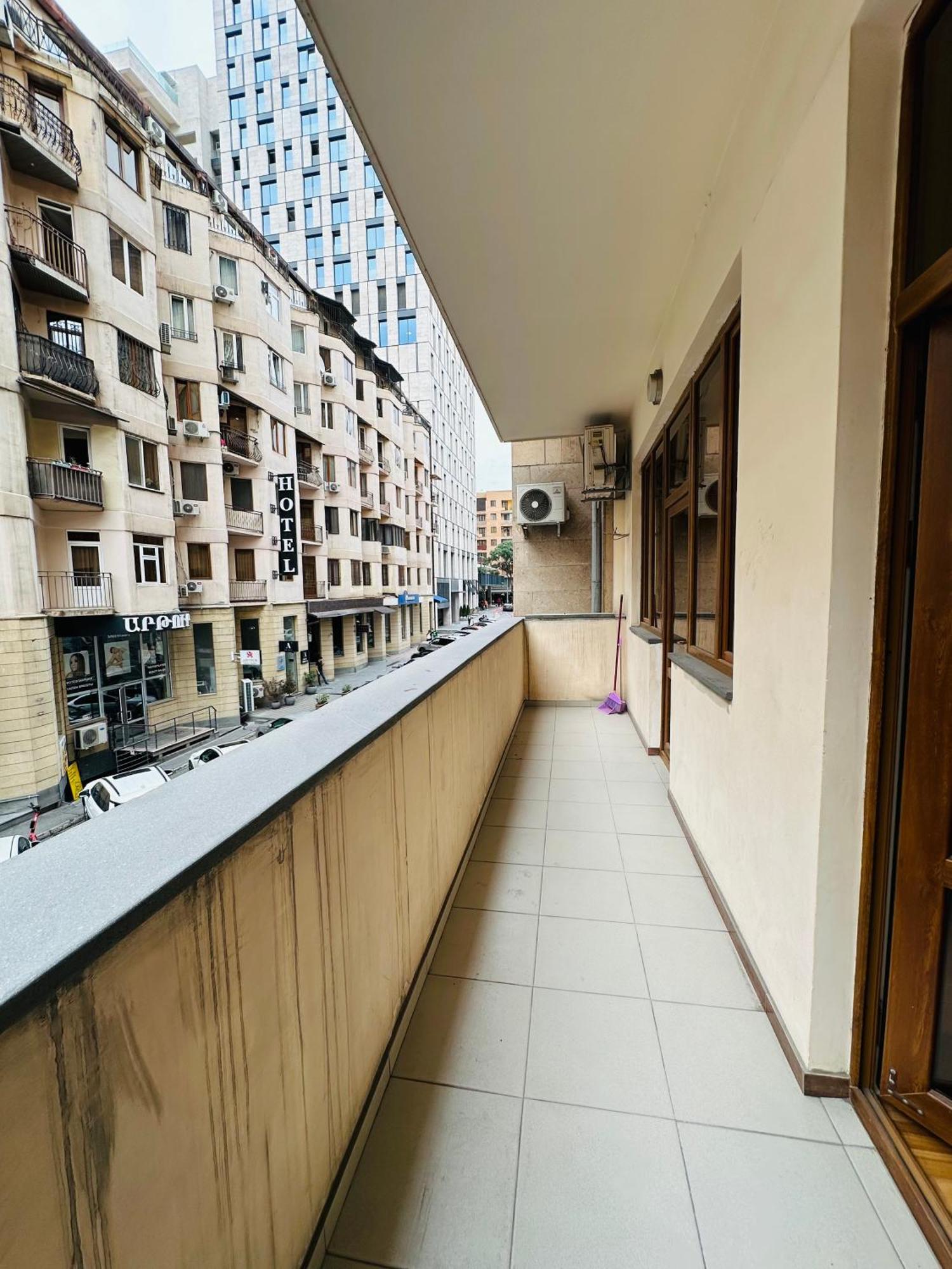 Sakharov Residence, Small Center Ереван Екстериор снимка