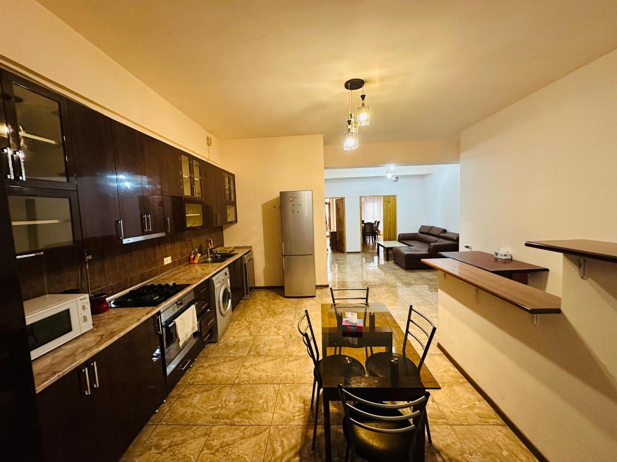 Sakharov Residence, Small Center Ереван Екстериор снимка